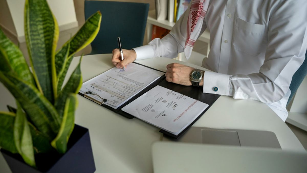 How Legal Teams Use AI to Write Better Contracts